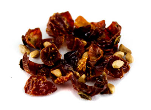 Hagebutten mit Kern geschnitten - 100g